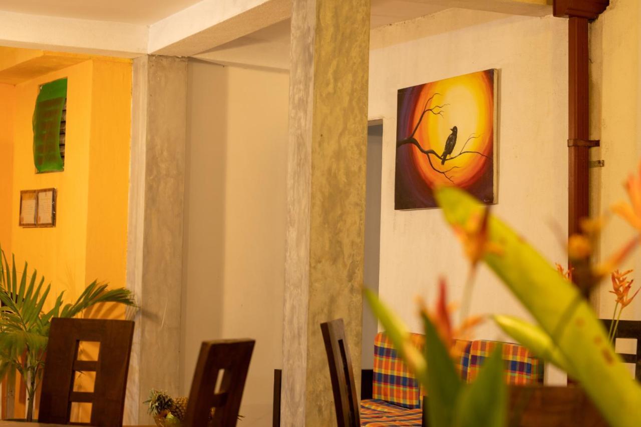Happy Beach Villa Resort Унаватуна Экстерьер фото